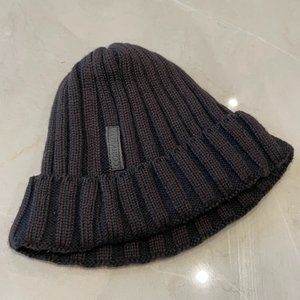 CORTIGIANI BLACK BEANIE